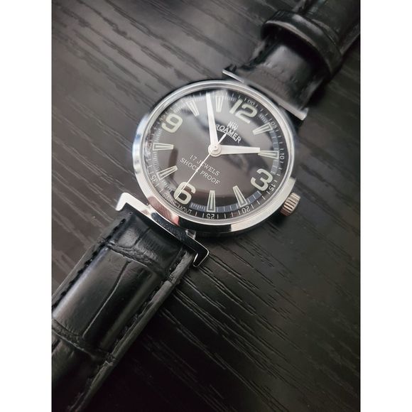 🔥RARE New Old Stock Roamer AM044 Vintage Swiss Hand Wind Men's Watch - Picture 1 of 4